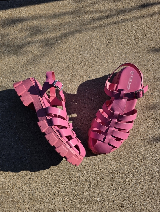 Portland Boot Company Shoes - Pink Gladiator Fisherman Rugged Bottom Strap Sandals Women Sz 9 The Portland